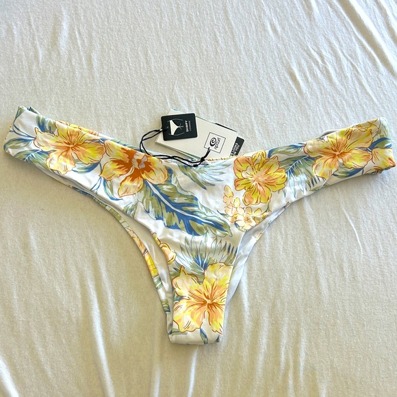 Rip Curl Other - NWT Ripcurl Bikini Bottoms